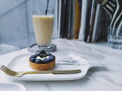 -UNI UNI(环亚凯瑟琳店)