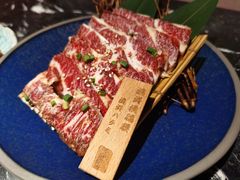 -山川小町·极番烧肉(新地假日广场店)