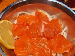 -喝丢一只鞋海鲜烧烤(市场店)