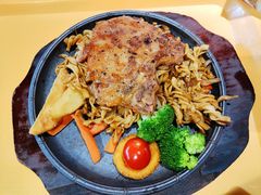 T骨猪扒意面-北大家园食堂