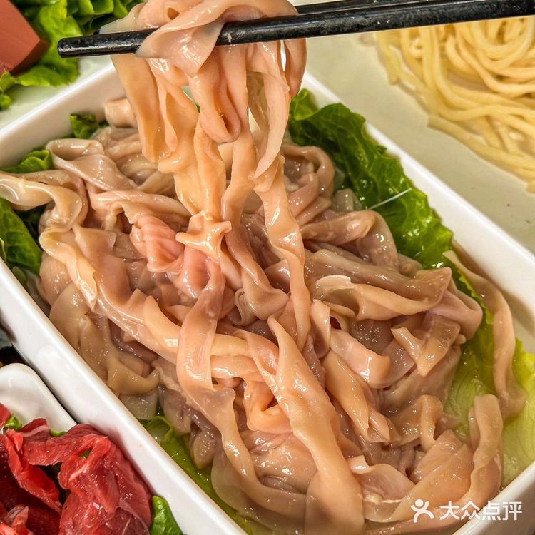 价格超级实惠的一家正宗黄牛肉火锅店