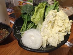 -呷哺呷哺(普陀乐购真北店)