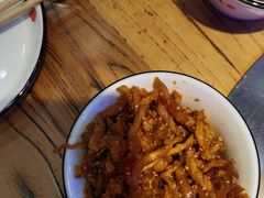 -山河屯铁锅炖(哈西站店)