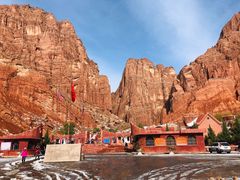 -天山神秘大峡谷