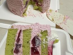 杨梅荔枝斑斓蛋糕-勒甜LO CHO·私人订制低糖代糖纯动物奶油生日蛋糕(新开路店)