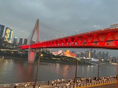 -小天鹅火锅·一线江景洪鼎旗舰店(洪崖洞店)