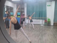 -快乐琴弦音乐舞蹈艺术教育中心(马连道校区)