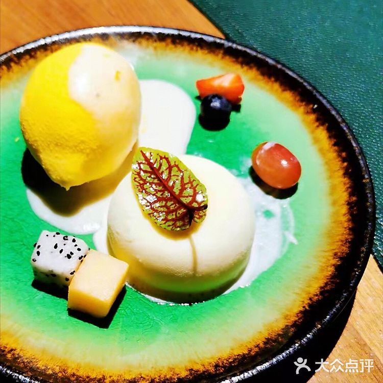 一间致力于原创的新派粤式料理餐厅