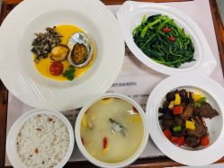 -拾玥国际月子会所(凯宾斯基店)