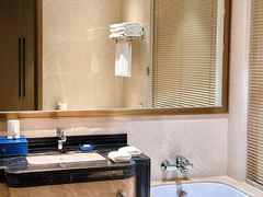 -镇江润扬大桥酒店