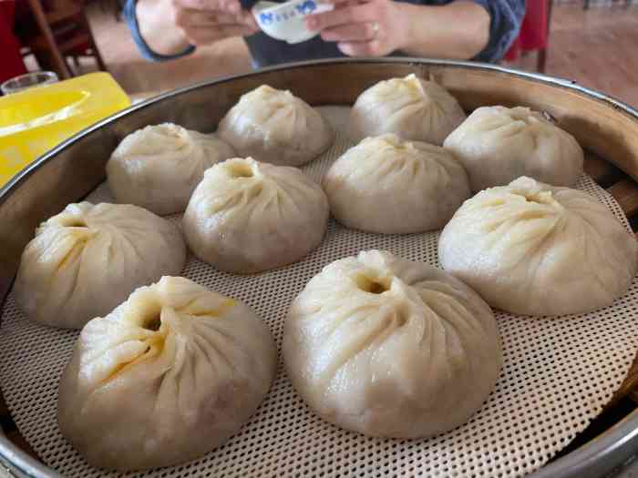 聚合庄(龙袍总店)-"每年秋冬都会去几次龙袍的聚合庄,家庭聚会.