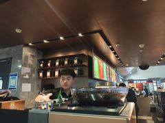 -星巴克(浦东机场T2到达店)