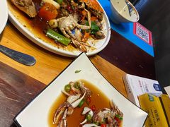 -臻鲜燕海鲜融合餐厅(金陵style店)