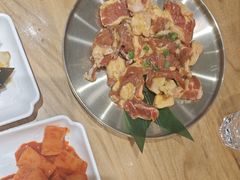 -青瓦餐厅·生鱼片·韩园烤肉(西塔店)