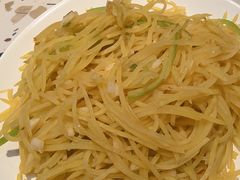 家常土豆丝-姥姥家春饼店(惠新东街店)