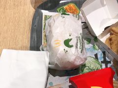 -麦当劳(北京大兴机场二层国内到达(安检外)店)