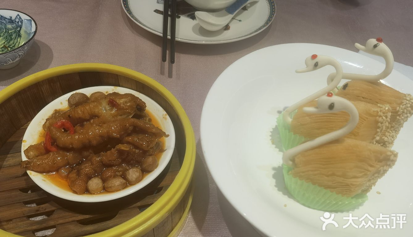 中秋第二天，继续扶墙[糖果]
