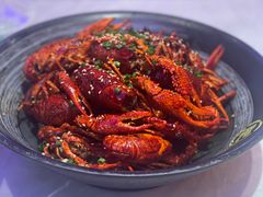 -肥肥虾庄·金牌油焖大虾(首义路店)