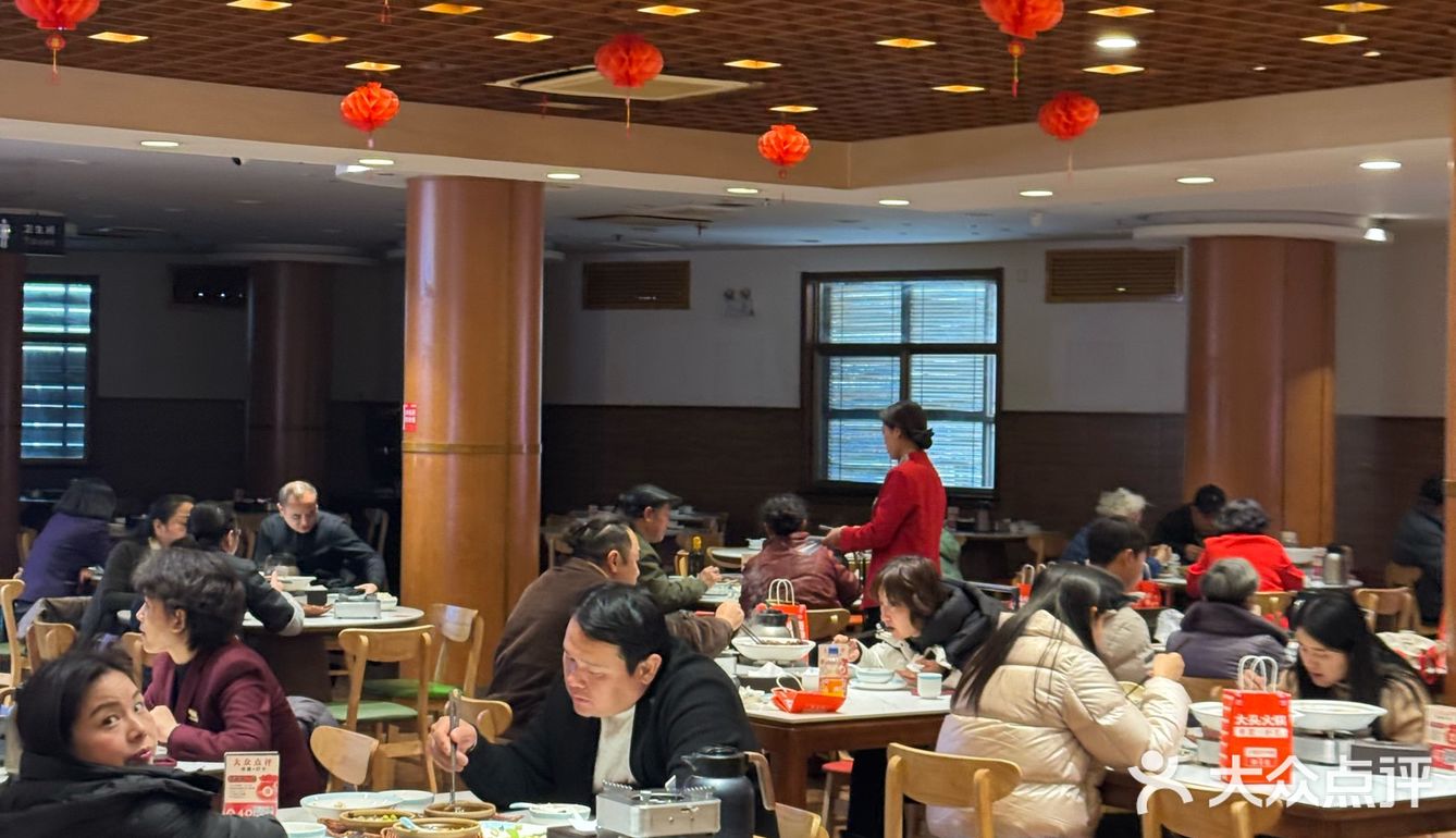 合肥真正的穷鬼天堂!几十r吃到饱!!!