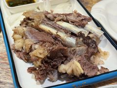 手抓羊肉-聪英餐厅