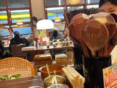 -银米·云南传统过桥米线(双廊黑金冠店)