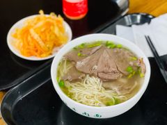 -陇上全荟兰州传统牛肉面(延吉路店)