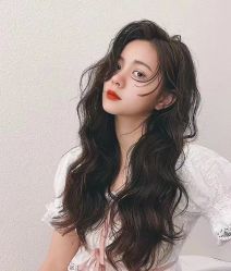 -丝语萱形象