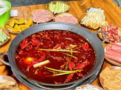 -黄潇洒老火锅(九眼桥宏济巷店)