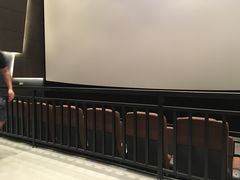 -鸿通城购物中心