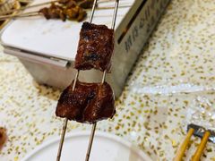 -小董哥烤串·爆汁大油边(故宫店)