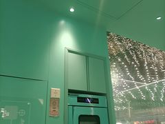 -季季红火锅(柳州城中万达二店)