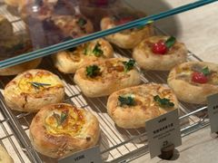-VERIE BAKEHOUSE