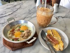-邢泰记