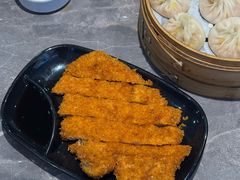 -莱莱小笼·乔艾