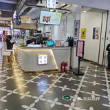 在哈尔滨大大小小得商业综合体里只能算是小兄弟