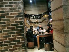 -何师烧烤·香辣蟹·川菜·30年老品牌(太古里旗舰店)
