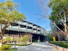 -上海滴水湖皇冠假日酒店