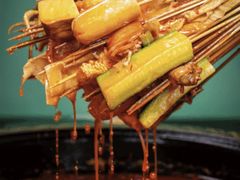-两三事小郡肝串串香火锅(桂庙店)