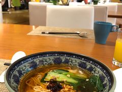 红汤面-南通绿洲国际假日酒店全日餐厅
