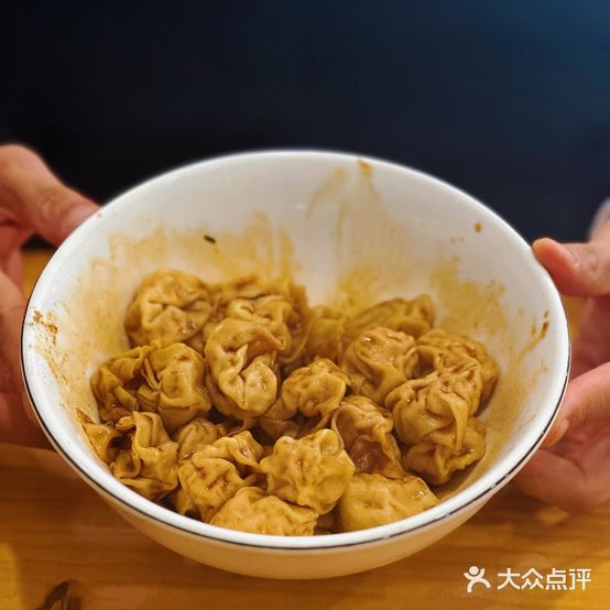 海鲜馄饨店