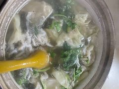 -小许三鲜砂锅馄饨店(家多乐烟酒店)