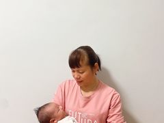 -鲸鱼妈妈月嫂/育婴师定制