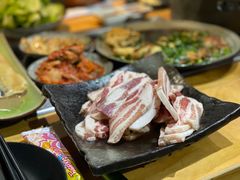 -萌牛肠烧烤店(虹梅路店)