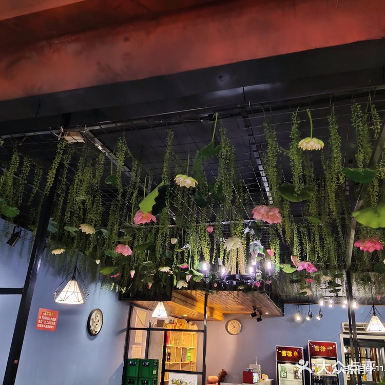 喜欢吃蛙的宝宝不容错过的一家美蛙店哦！