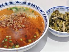 -鲁达面馆本帮风味(共康东路店)