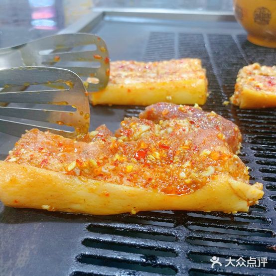 坨坨肉火盆烧烤