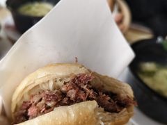 -闫家驴肉老店(华电一校店)