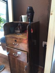 -明洞造型精品烫染