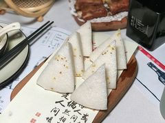 酒粮桂花糕-胡桃里音乐酒馆(下沙店)