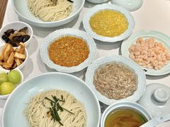 -裕兴记•蟹黄面馆(人民广场店)